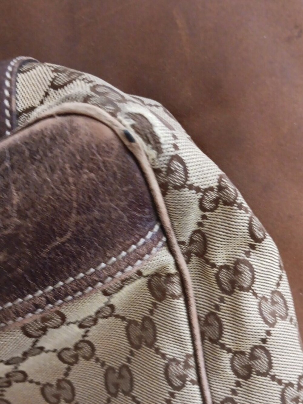Gucci Beige GG Canvas Tote with Dark Brown Leather and Green-Red Web - Picture 5 of 15